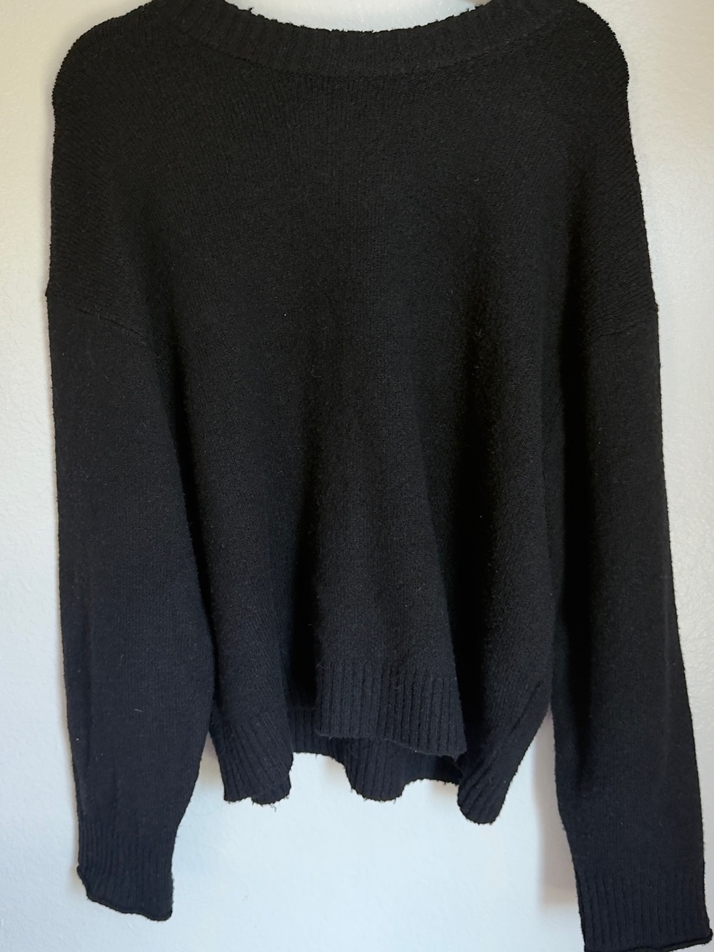 American Eagle Outfitters Black Crewneck Knit Sweater